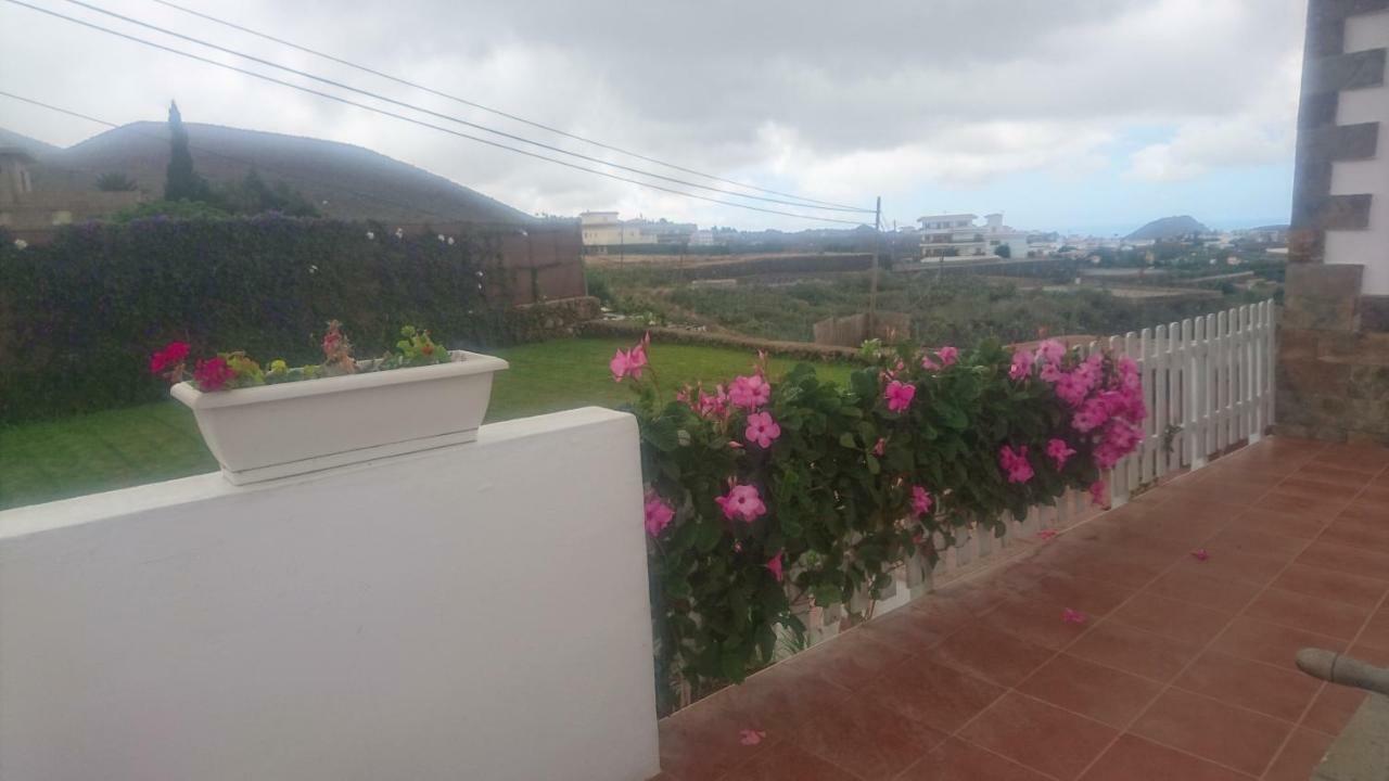 Villa Albe, Jacuzzi Con Vistas Al Mar Арона Экстерьер фото